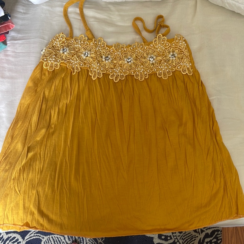 Woman top